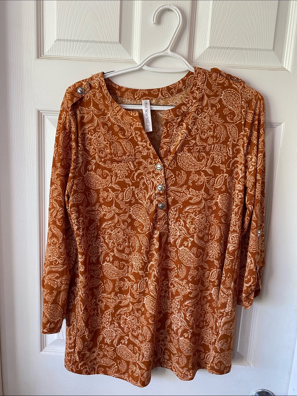 Dear Scarlett Women's Rust Paisley Henley Long-Sleeve Tunic Blouse